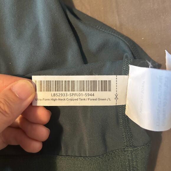 Quince Ultra-Form High-Neck Cropped Tank – Forest Green – Size L - Picture 8 of 8